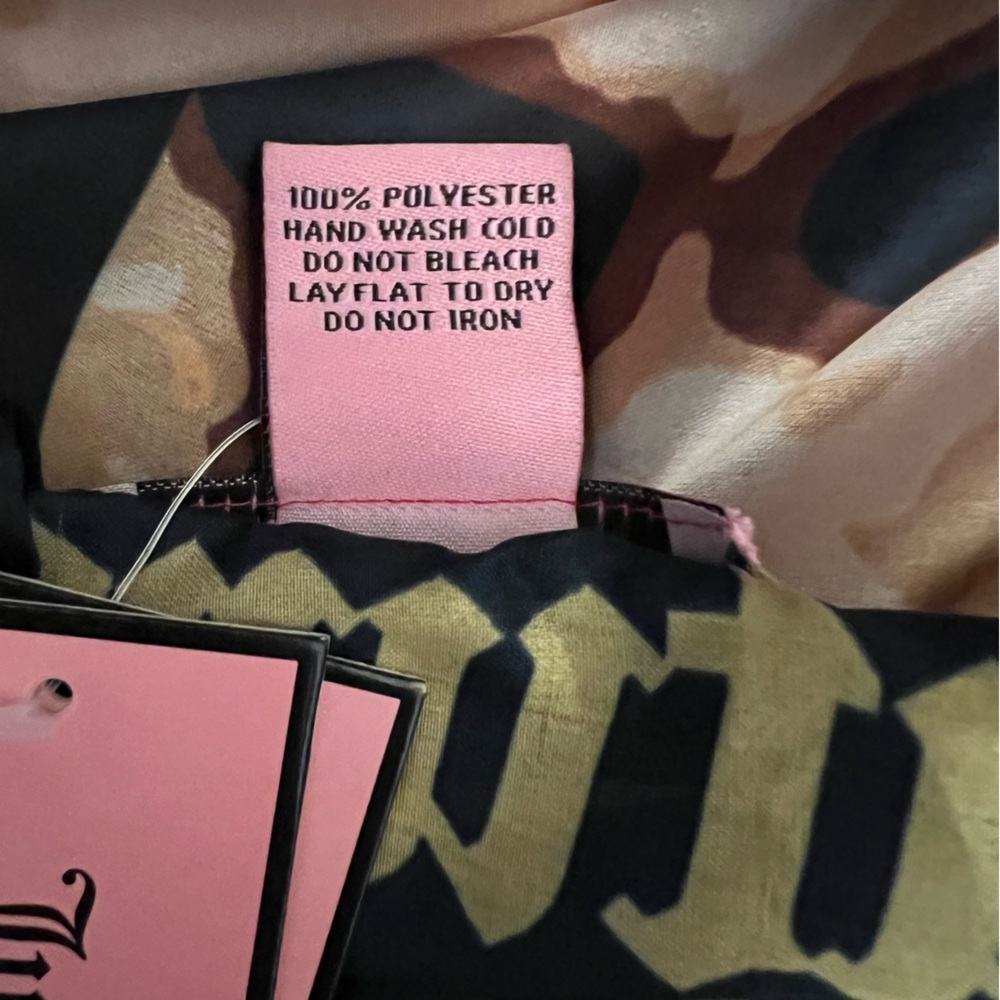 Juicy Couture animal print multi use square NWT - Picture 5 of 5